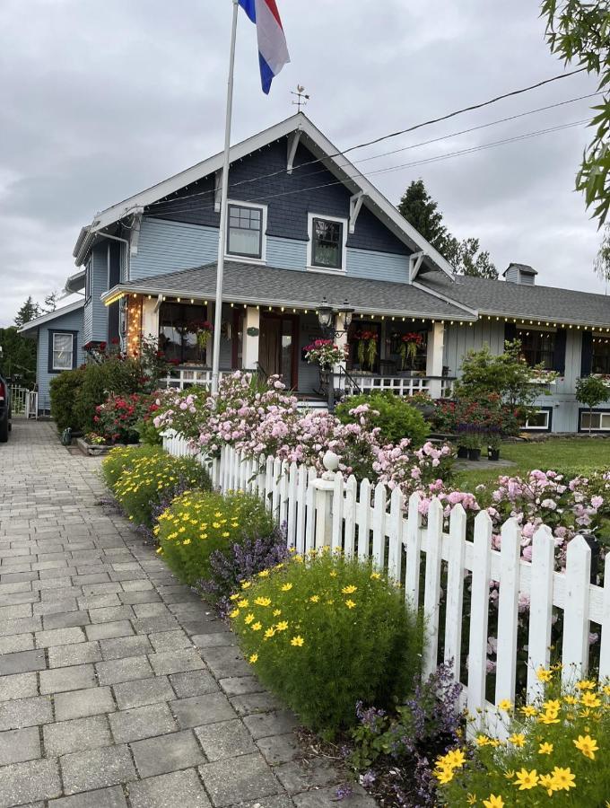 Bed and Breakfast The Hazelhouse Chilliwack Zewnętrze zdjęcie