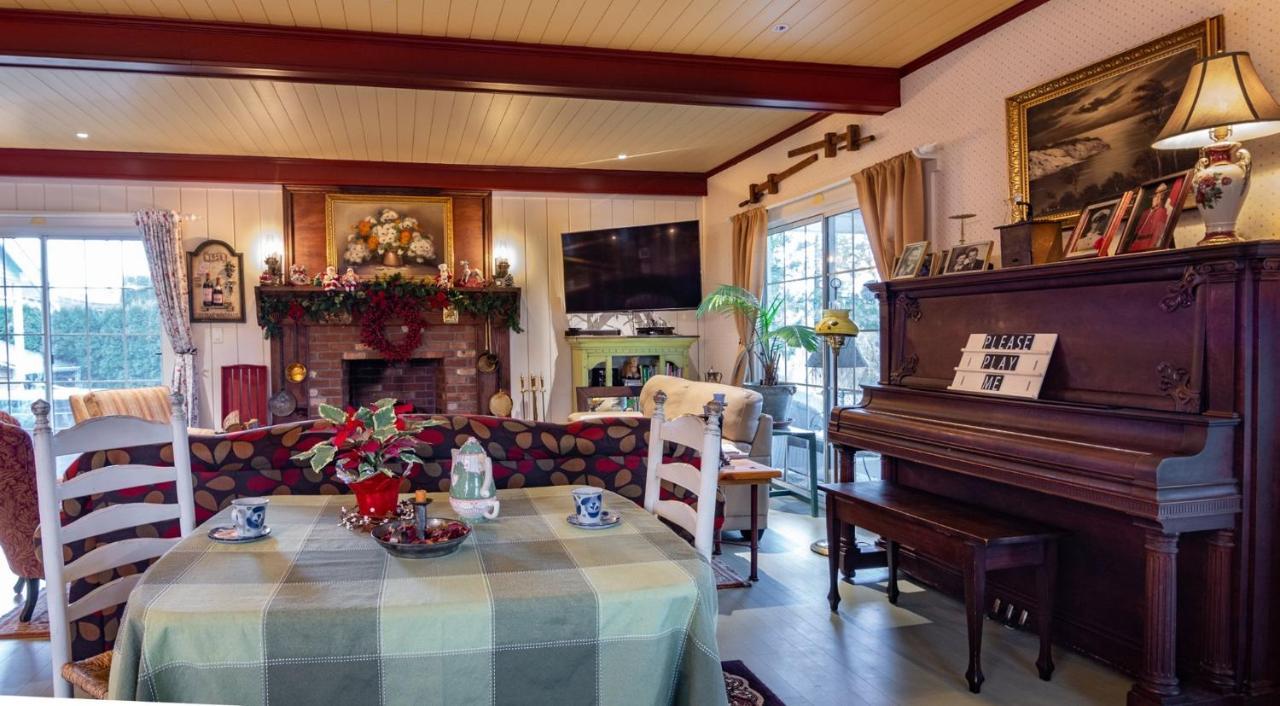 Bed and Breakfast The Hazelhouse Chilliwack Zewnętrze zdjęcie